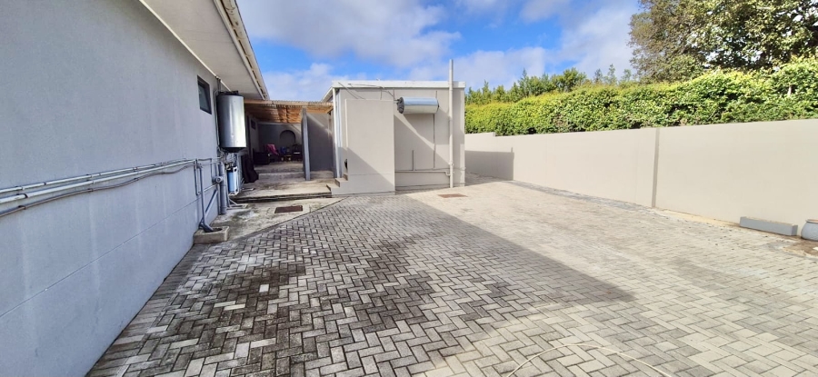 4 Bedroom Property for Sale in Fernglen Eastern Cape